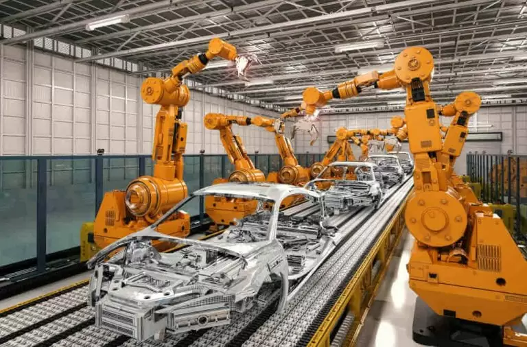 Brazos roboticos con coches